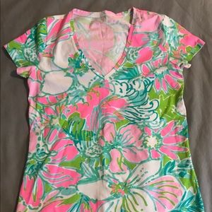 Lilly Pulitzer Small V-Neck